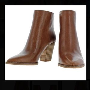 Lucky Brand Chestnut colored leather ankle boots size 8.5